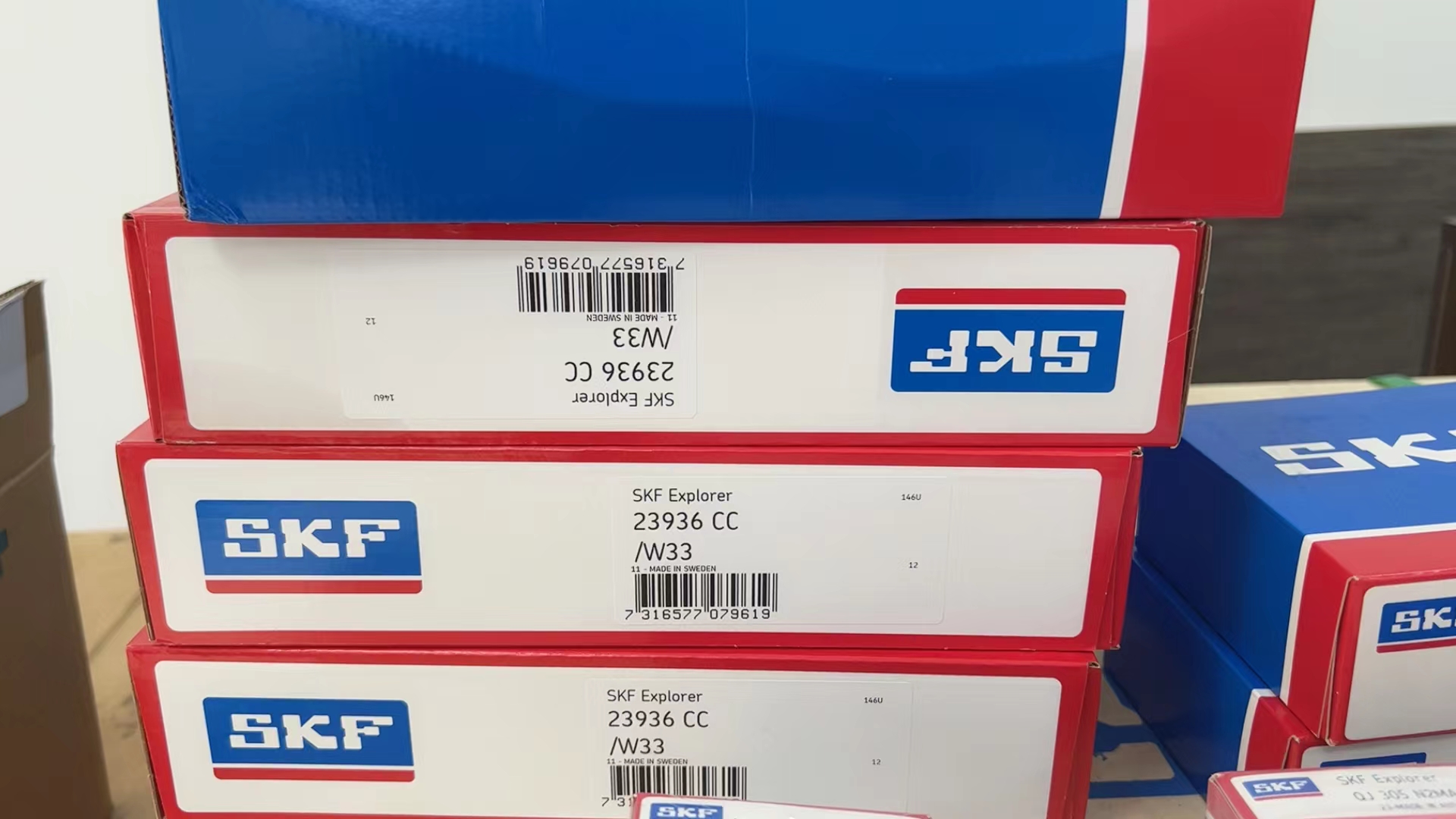 SKF 23936CC/W33
