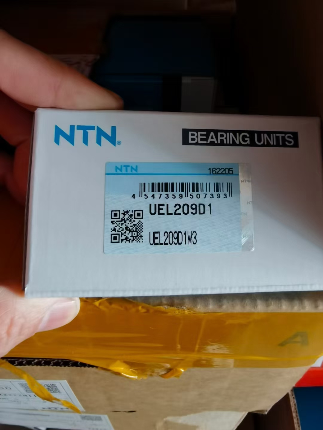 NTN UEL209D1