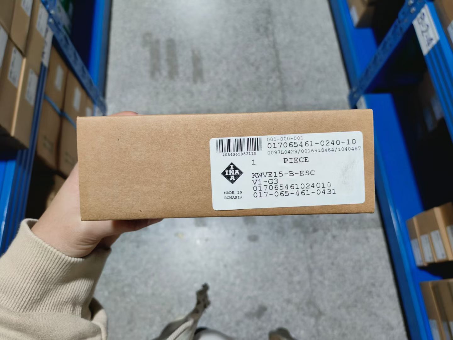 INA  KWVE15-B-ESC-V1-G3